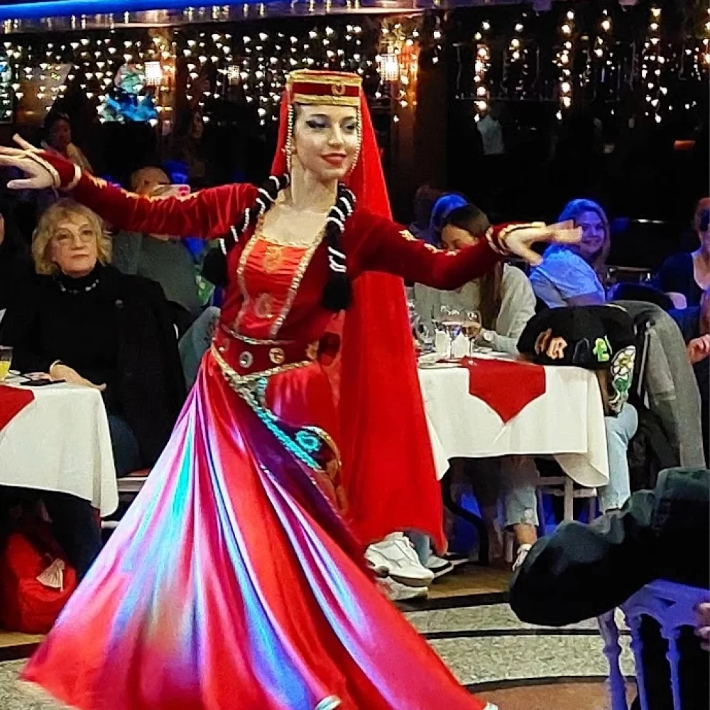 čarterlidojumi uz siltajām zemēm